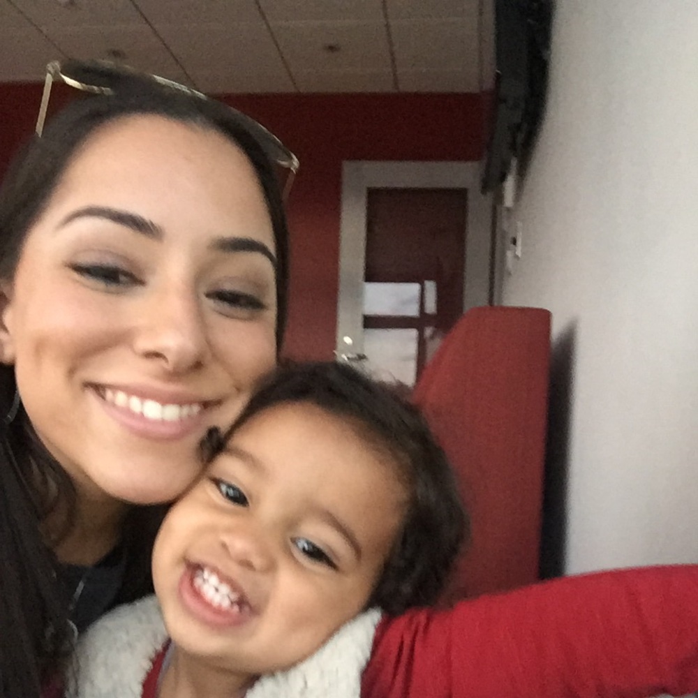 Meet your Posher, Kayla